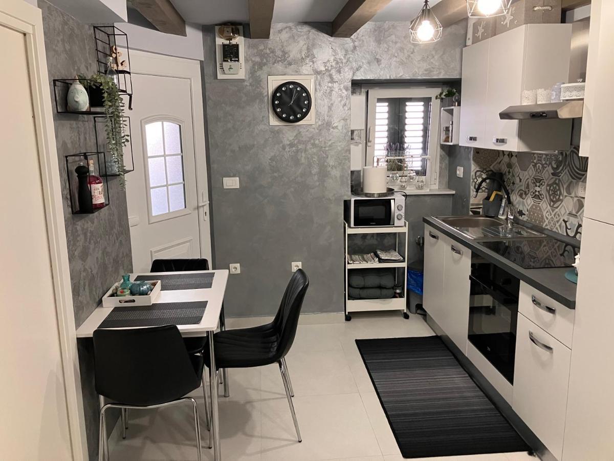 Studio "Mol" Baška Exterior foto